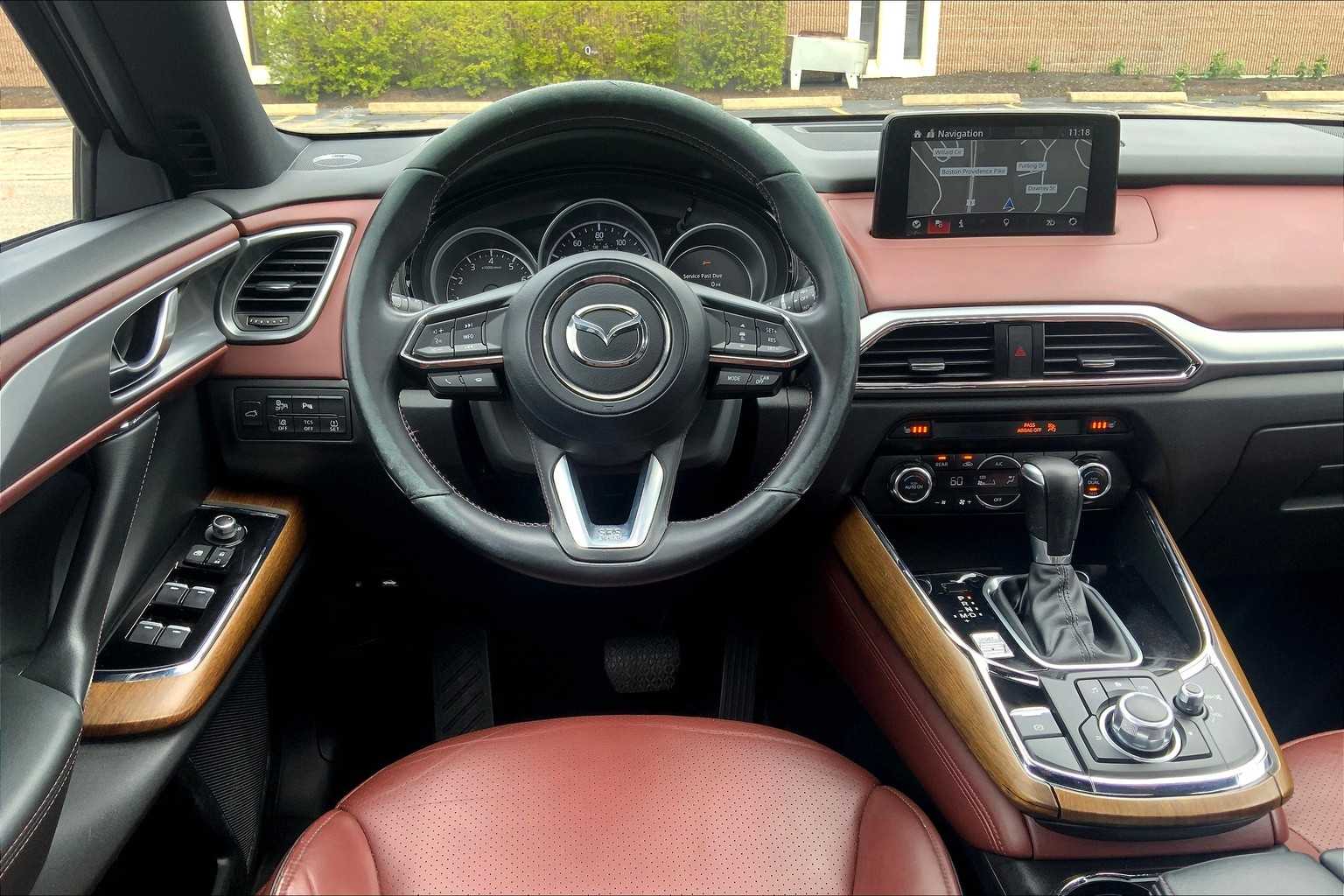2016 Mazda CX-9 Signature photo 5