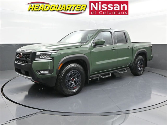 2025 Nissan Frontier PRO-X's photo