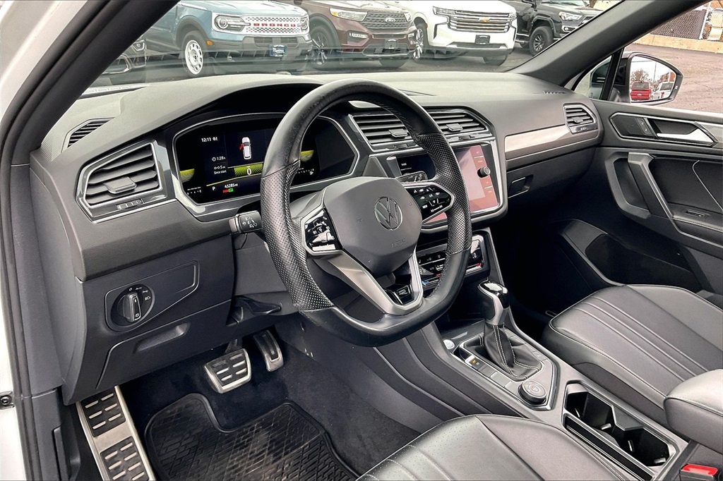 2022 VOLKSWAGEN TIGUAN - Image 12