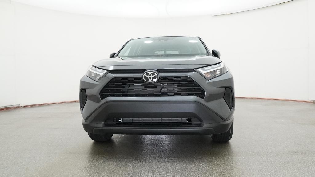 2025 Toyota RAV4 LE photo 3