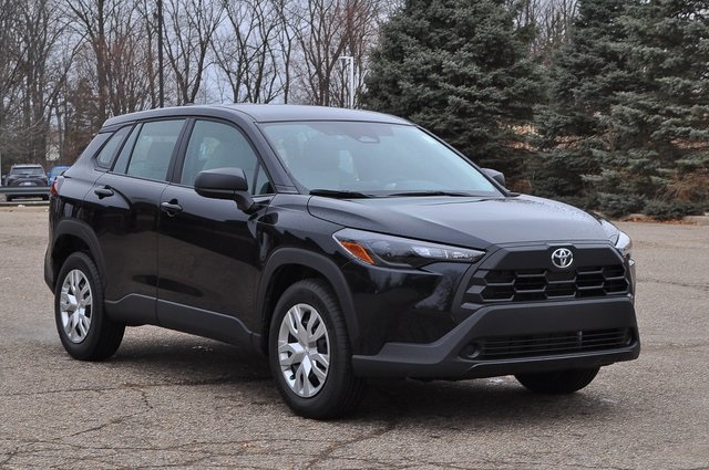 2026 Toyota Corolla Cross L's photo