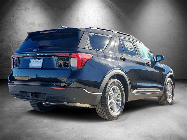 2026 Ford Explorer photo 2