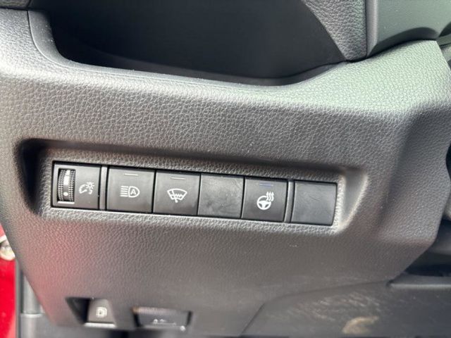 2022 Toyota RAV4 Hybrid XLE photo 20