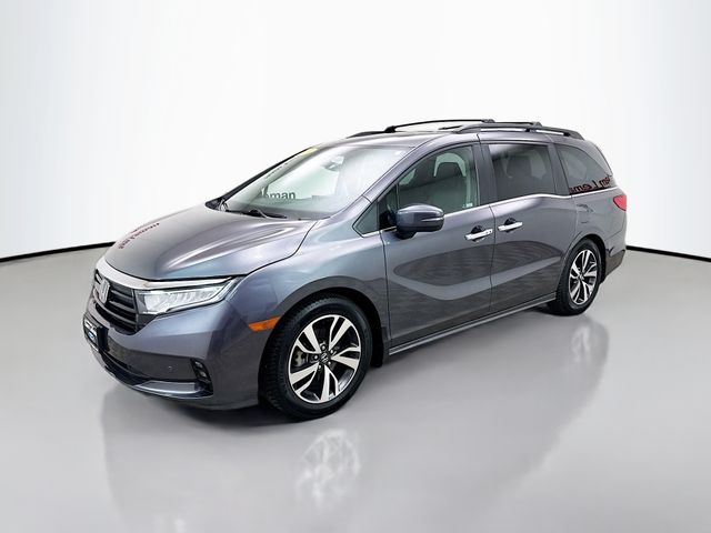 2021 Honda Odyssey Touring photo 3