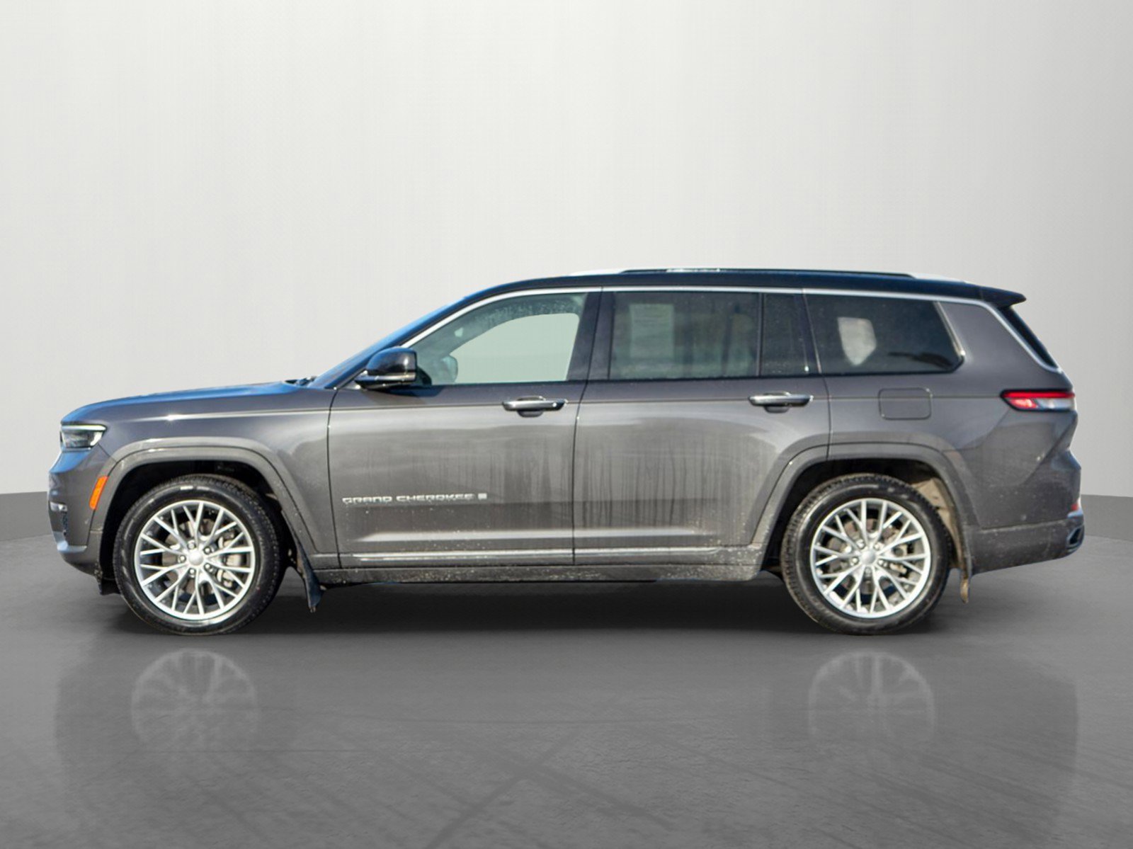 2023 Jeep Grand Cherokee L Summit photo 4