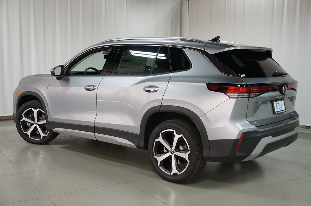2025 Volkswagen Tiguan SE photo 7