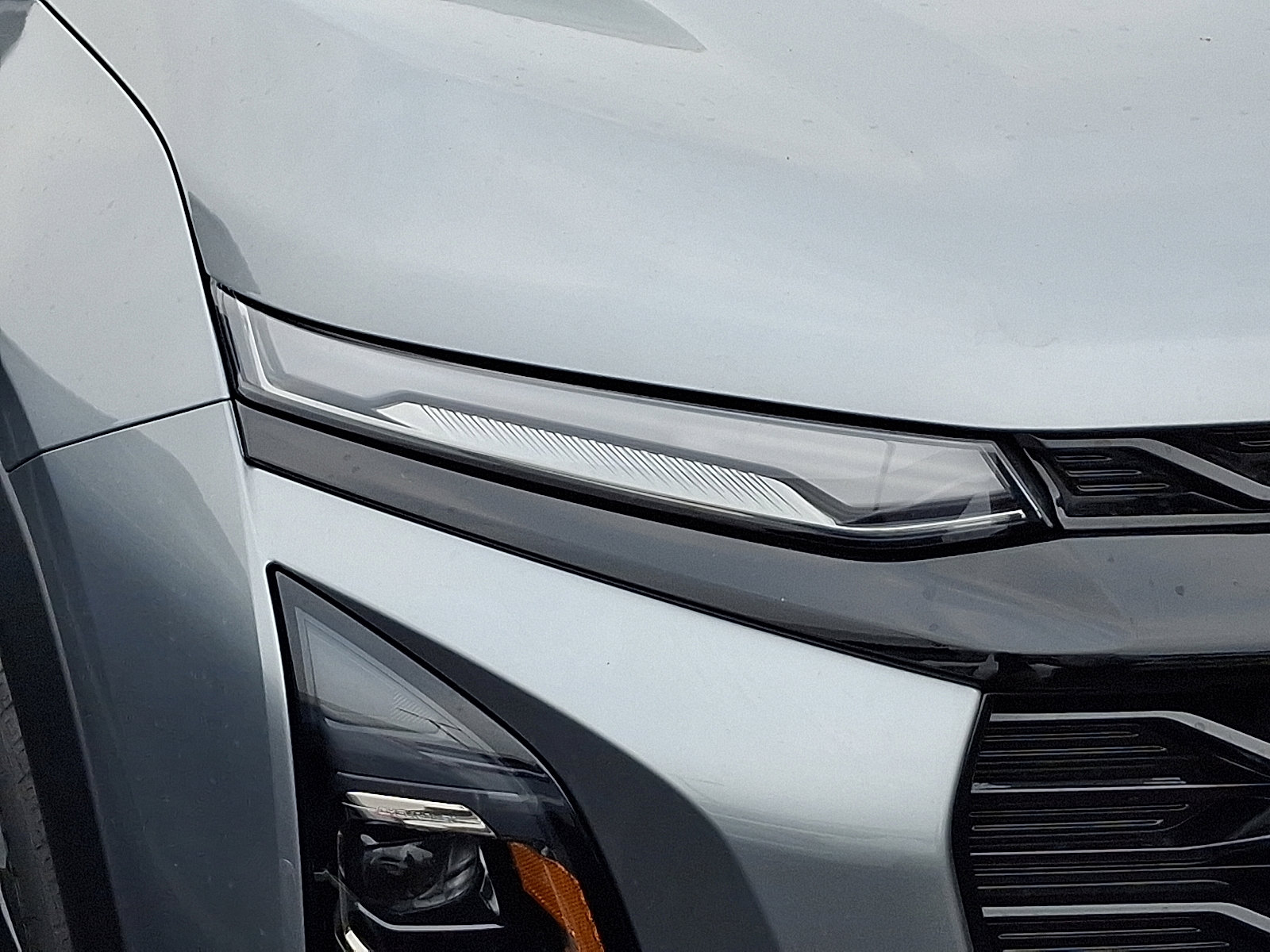 2026 Chevrolet Equinox RS photo 2