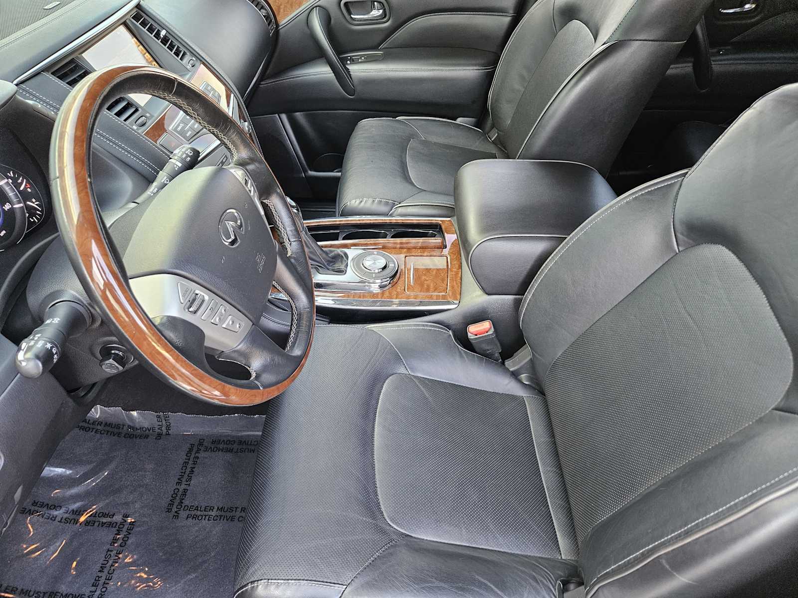 2019 Infiniti QX80 Luxe photo 4