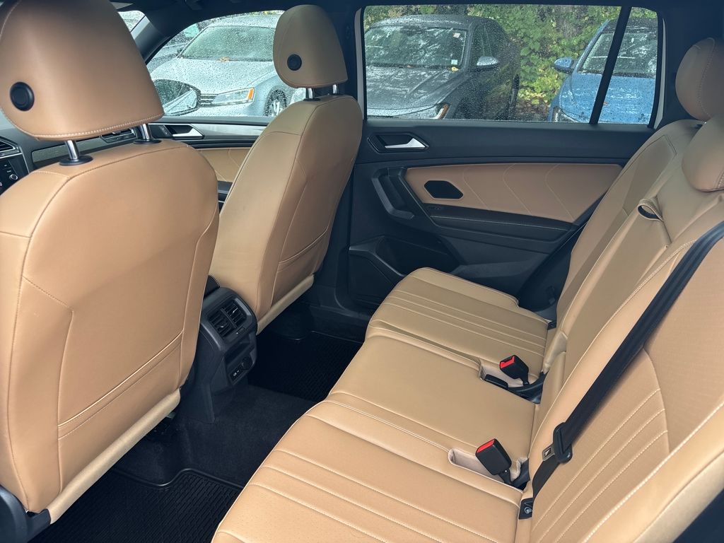 2022 Volkswagen Tiguan SE photo 5