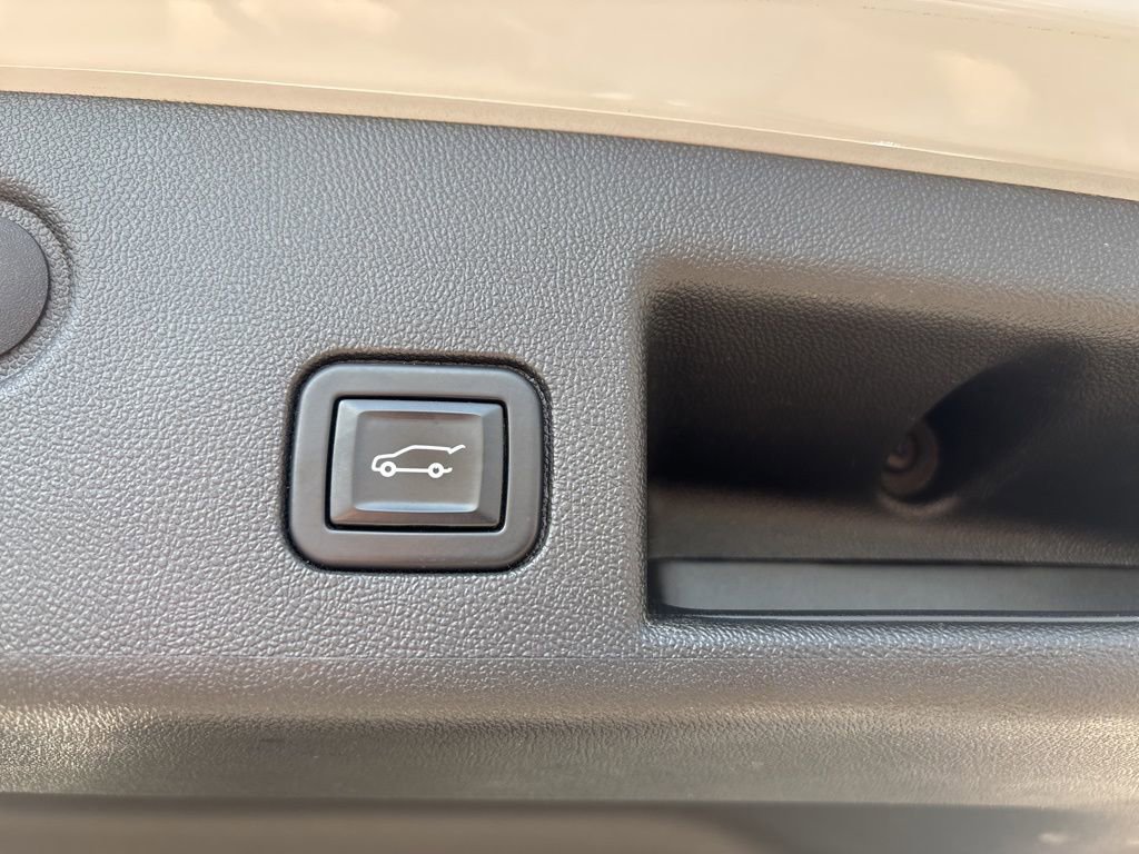 2022 Chevrolet Equinox LT photo 10