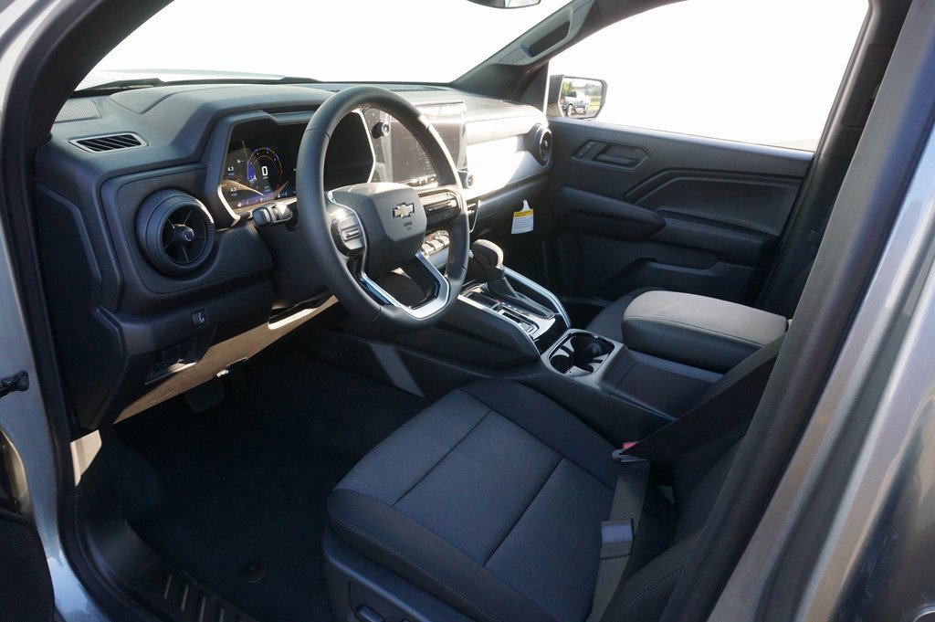 2026 Chevrolet Colorado Work Truck photo 8