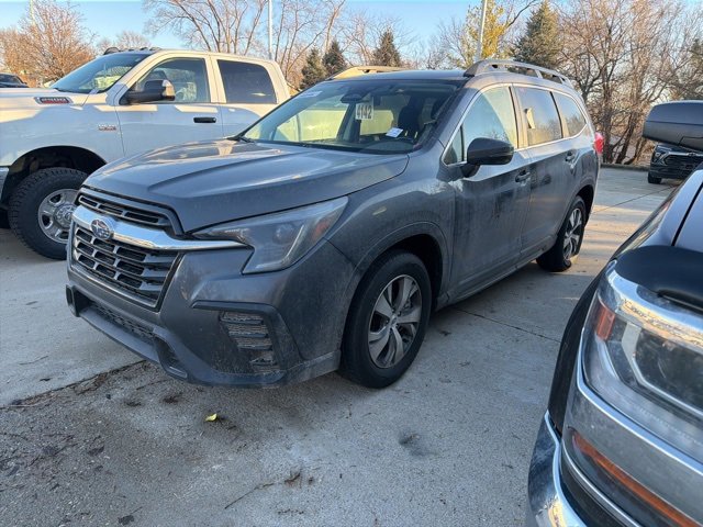 2023 Subaru Ascent Premium's photo