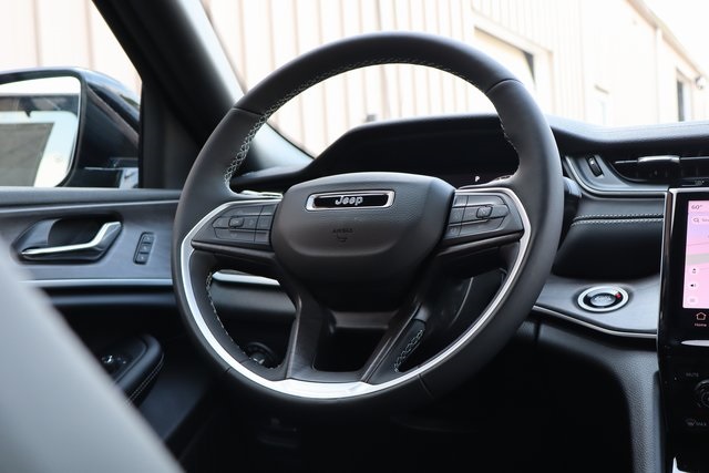 2025 Jeep Grand Cherokee Limited photo 42