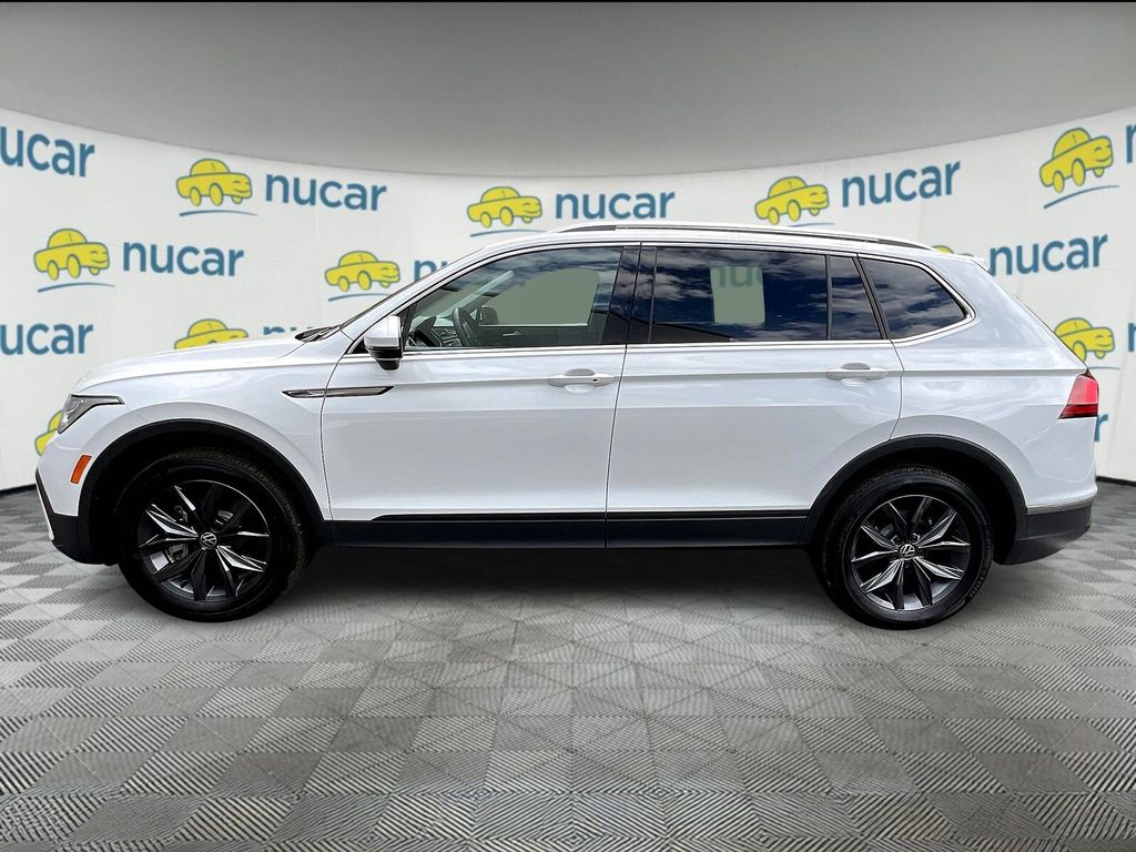 2024 Volkswagen Tiguan SE Wolfsburg Edition photo 2