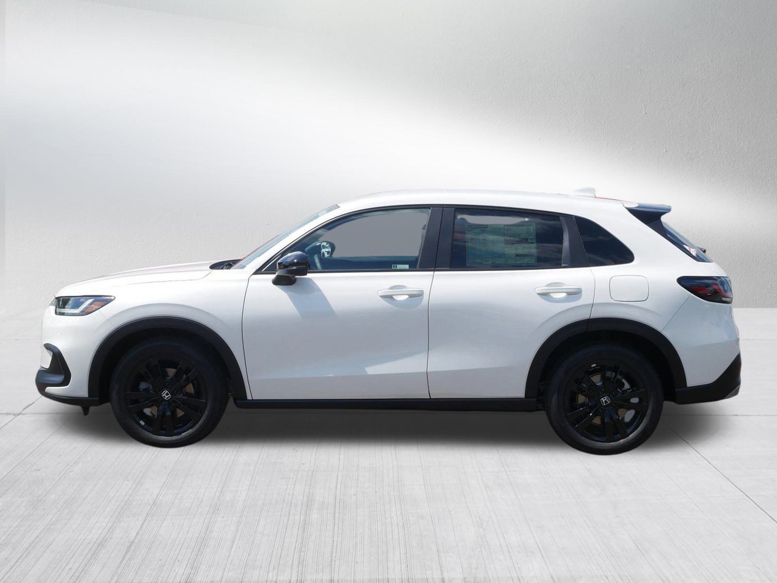 2026 Honda HR-V Sport photo 3