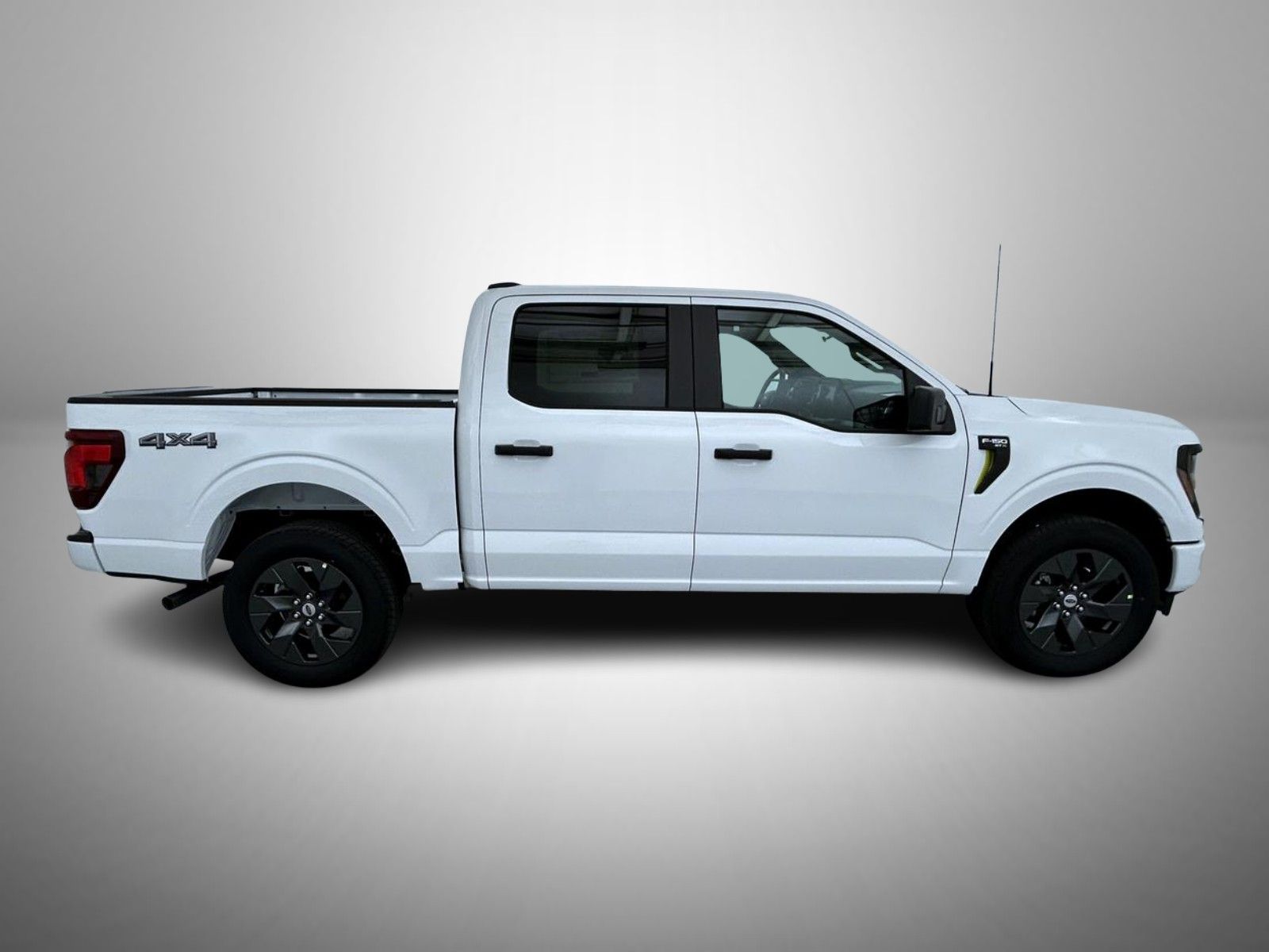 2025 Ford F-150 STX photo 4