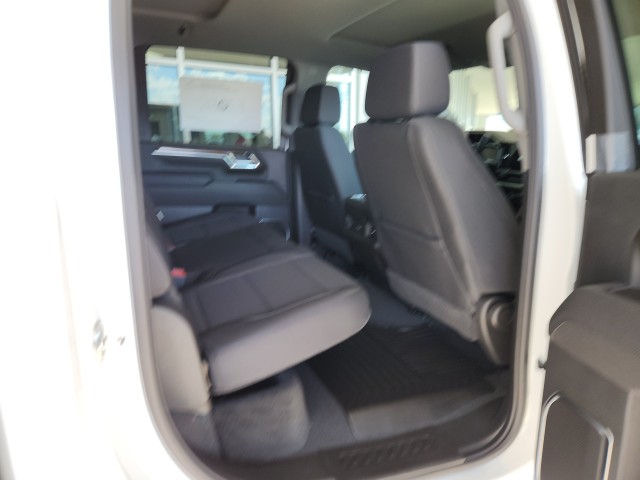 2025 Chevrolet Silverado 2500HD LT photo 17