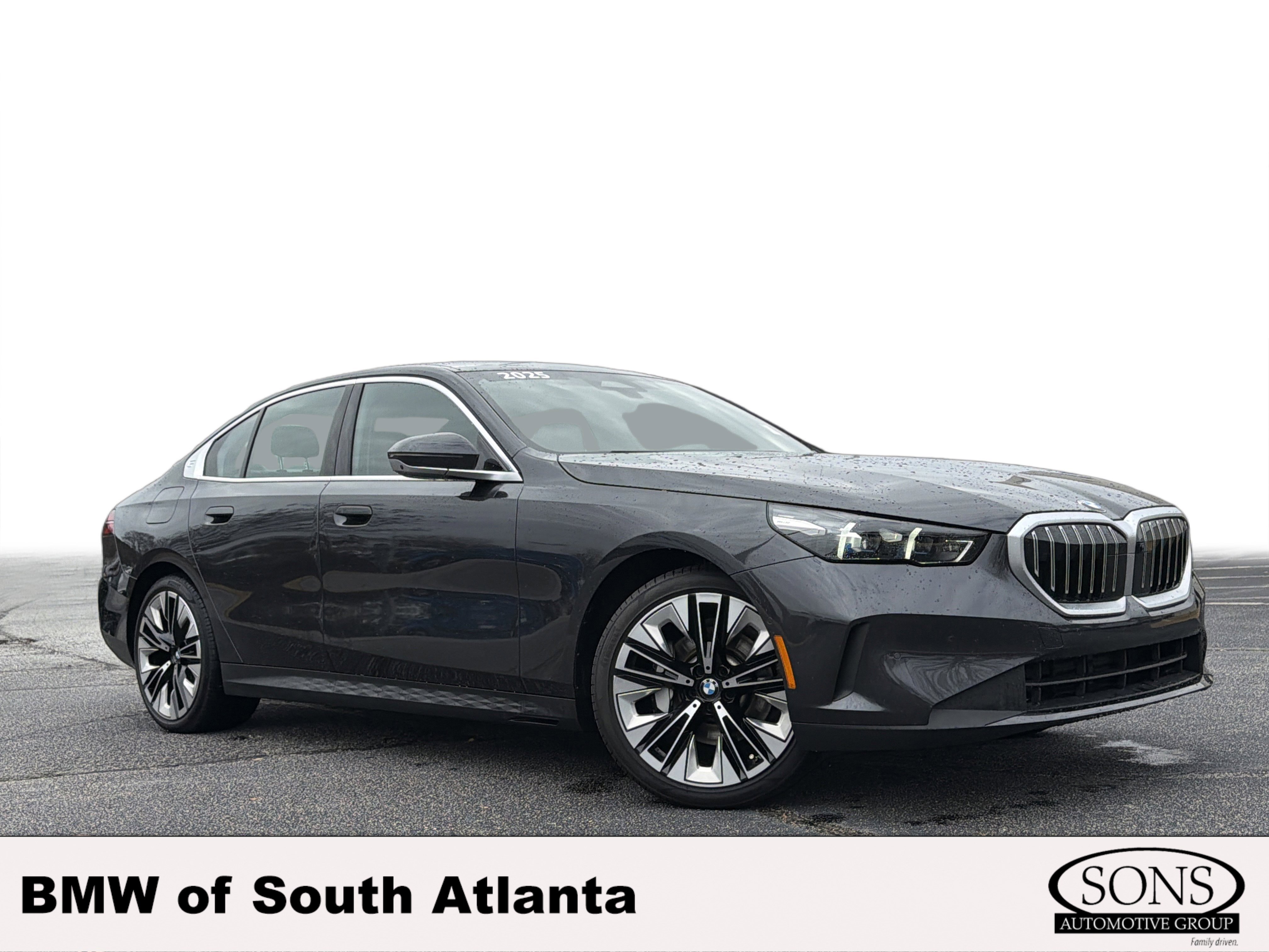 2025 BMW 5 Series 530i's photo