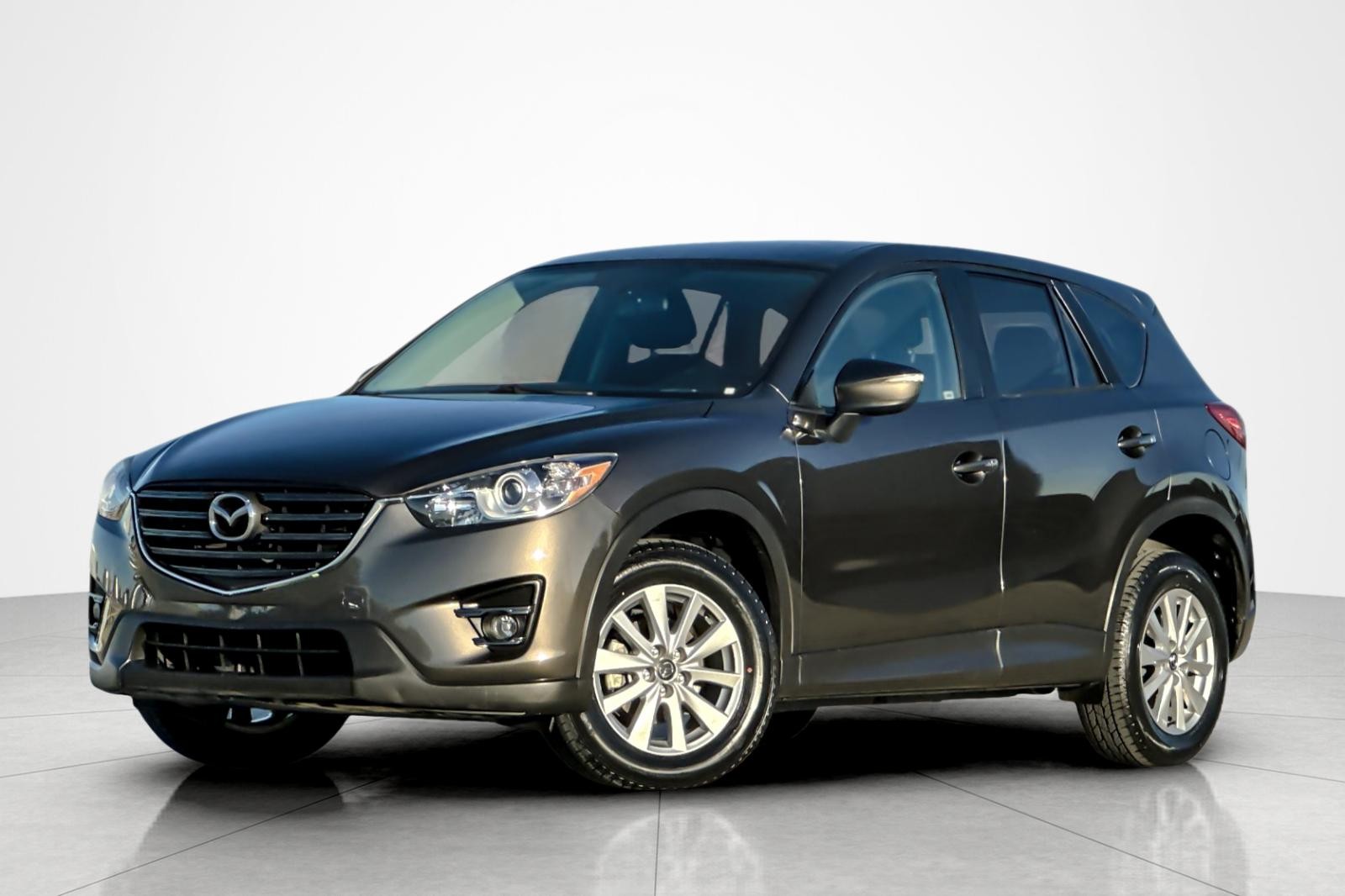 2016 Mazda CX-5 Touring's photo