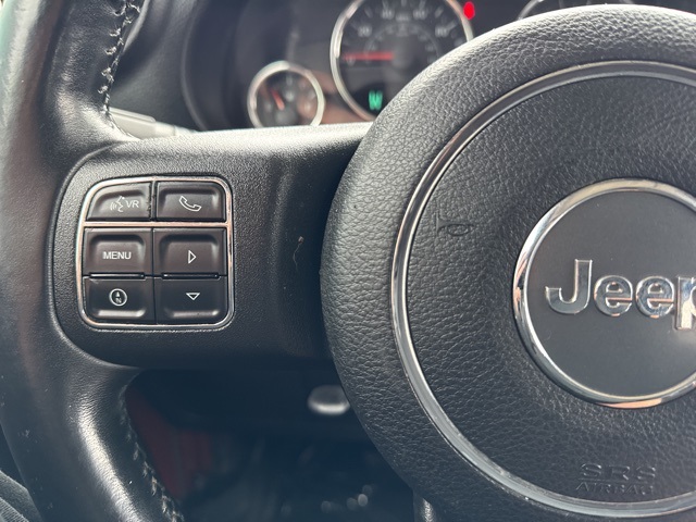 2014 Jeep Wrangler Unlimited Rubicon photo 20