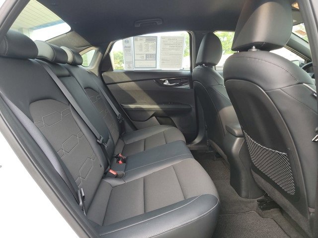 2024 Kia Forte GT-Line photo 15