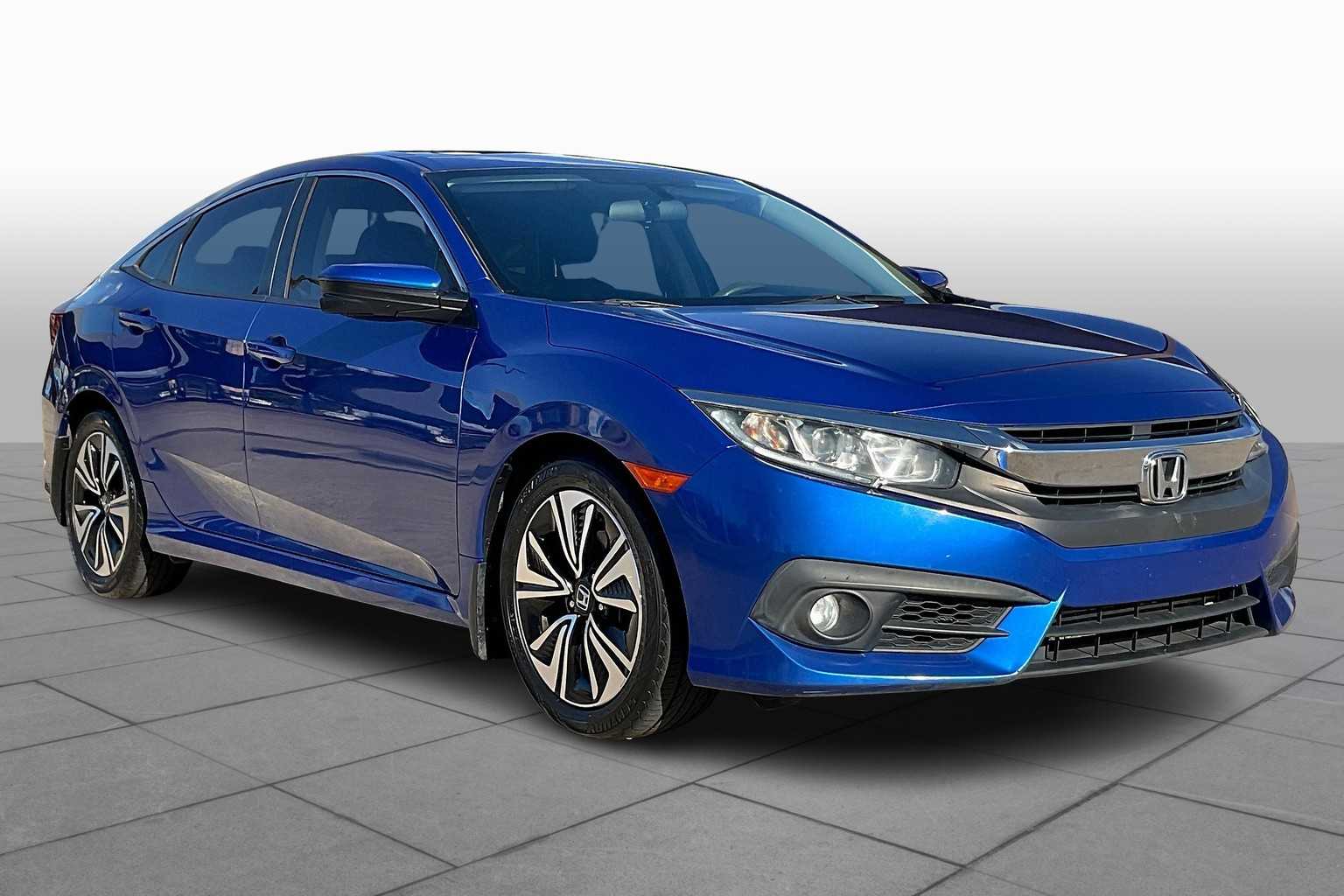 2017 Honda Civic EX-T photo 2