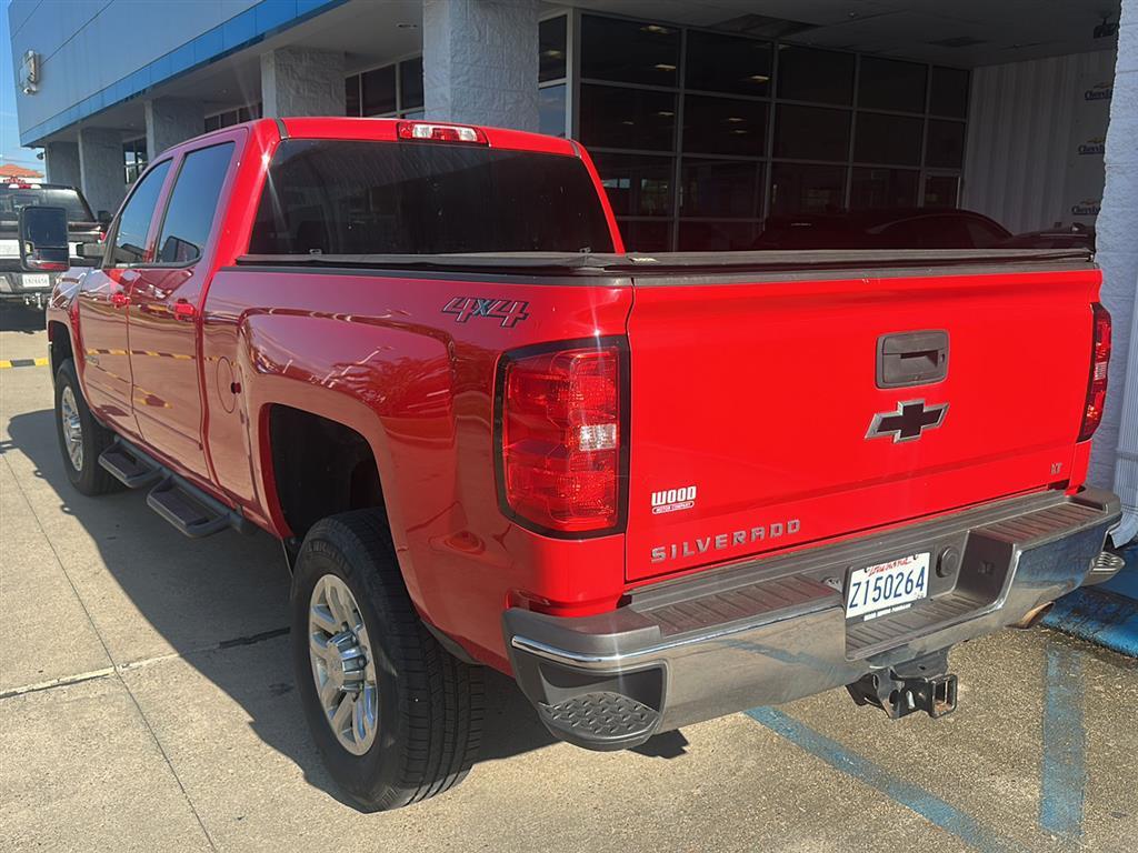 2018 Chevrolet Silverado 2500HD LT photo 3