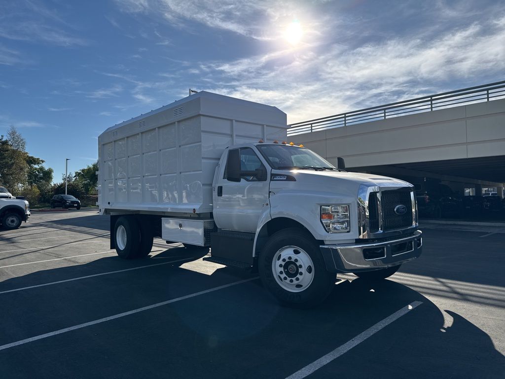 2025 Ford F-650 XL photo 20