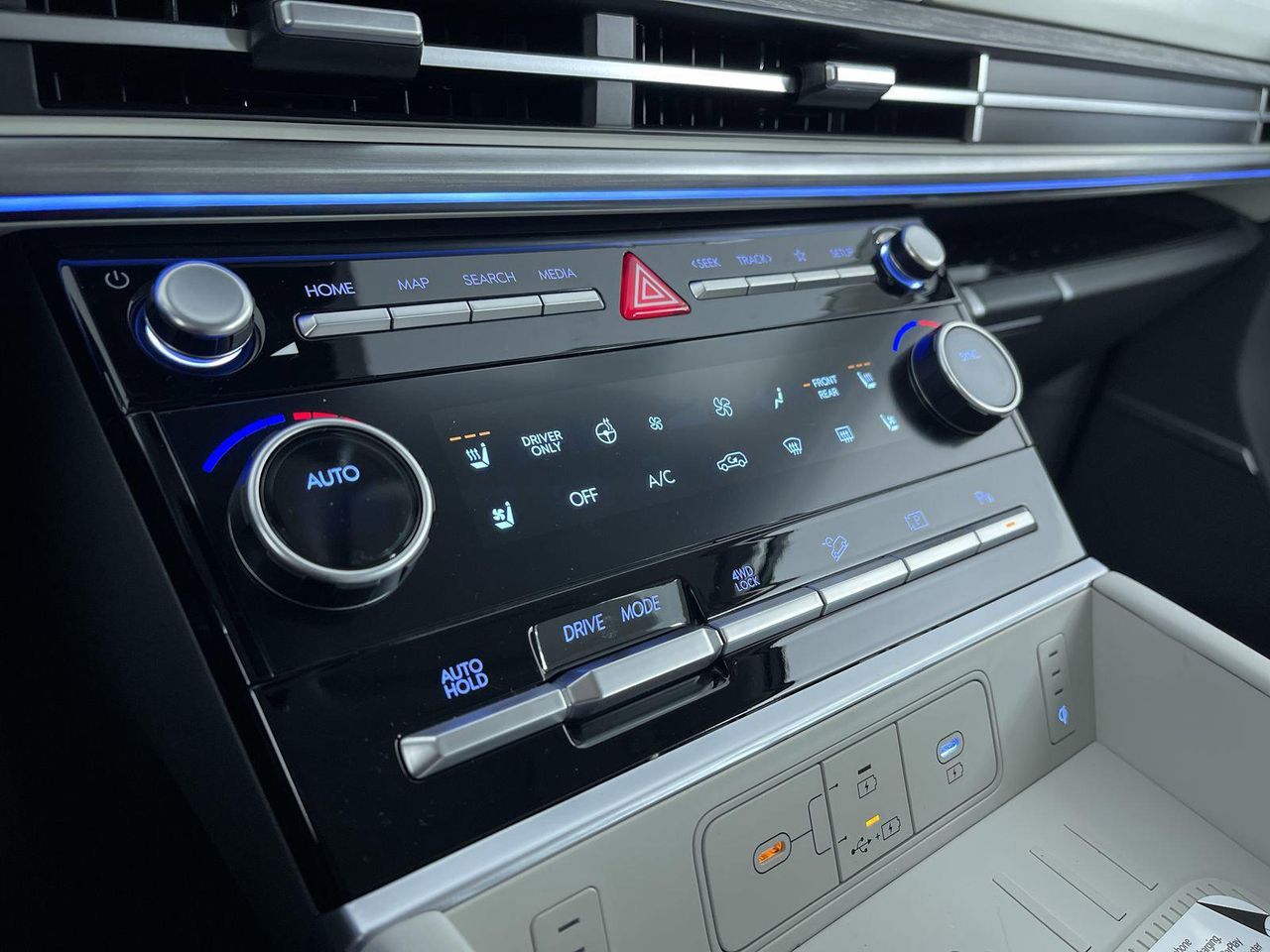 2026 Hyundai Santa Fe Calligraphy photo 20