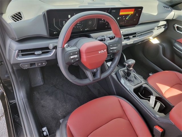 2025 Kia K4 GT-Line photo 10