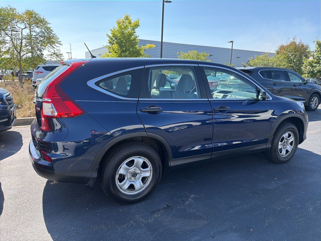 2015 Honda CR-V LX photo 2