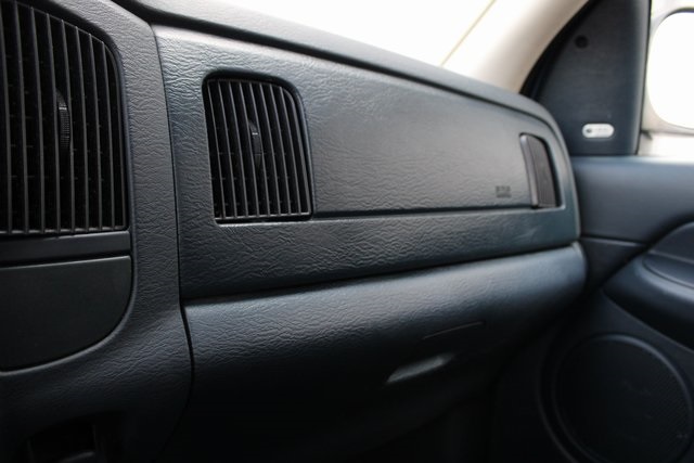 2002 Dodge Ram ST photo 3