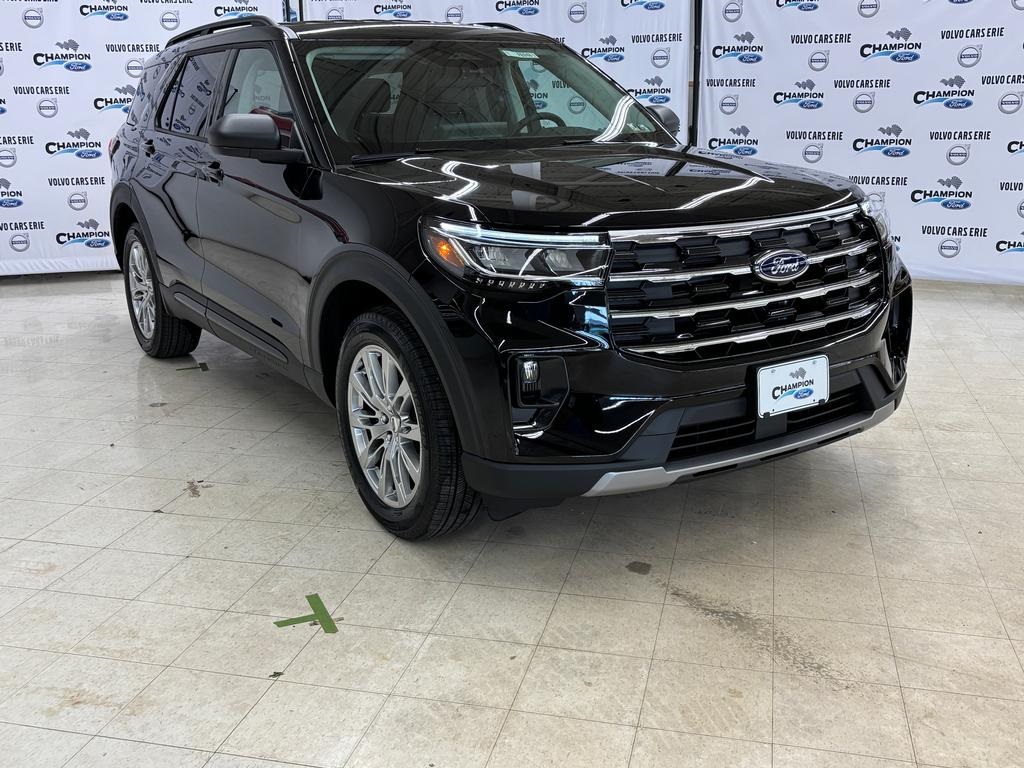 2026 Ford Explorer Active's photo