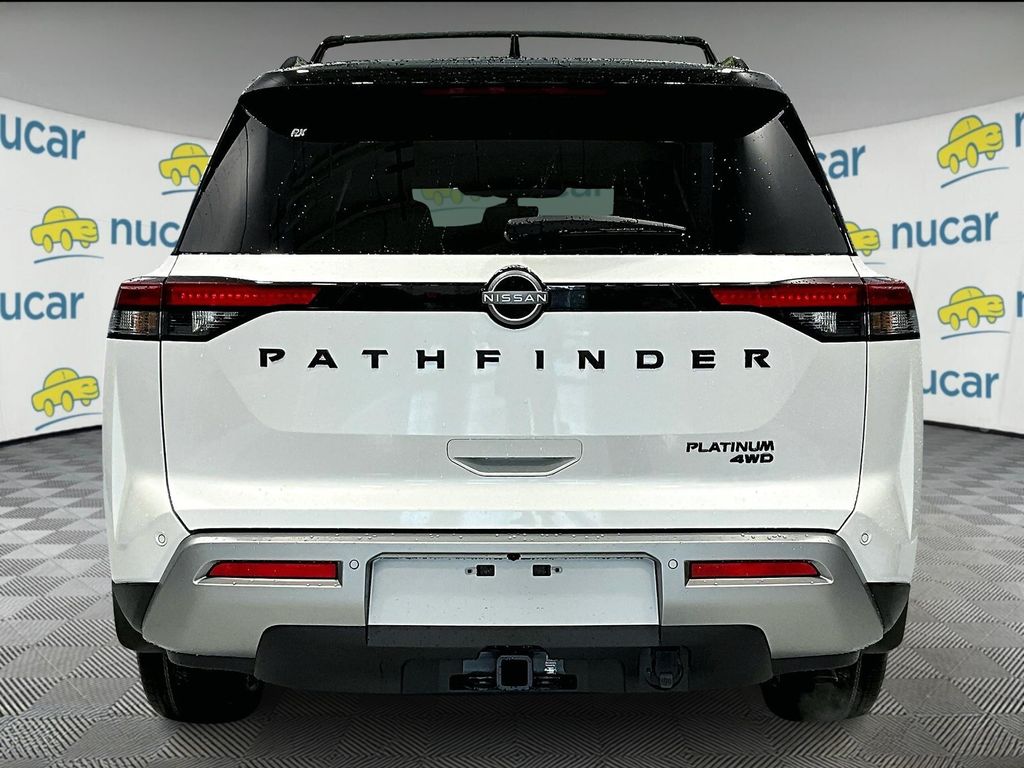 2025 Nissan Pathfinder Platinum photo 4