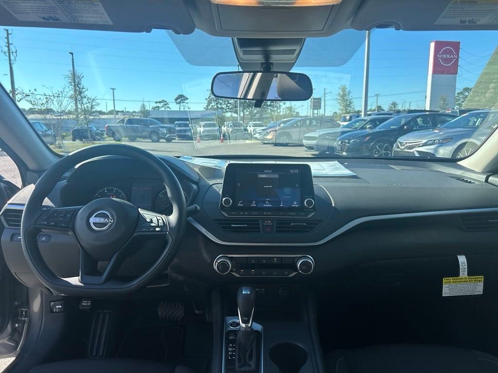 2025 Nissan Altima 2.5 S photo 22
