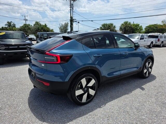 2022 Volvo C40 Recharge photo 6