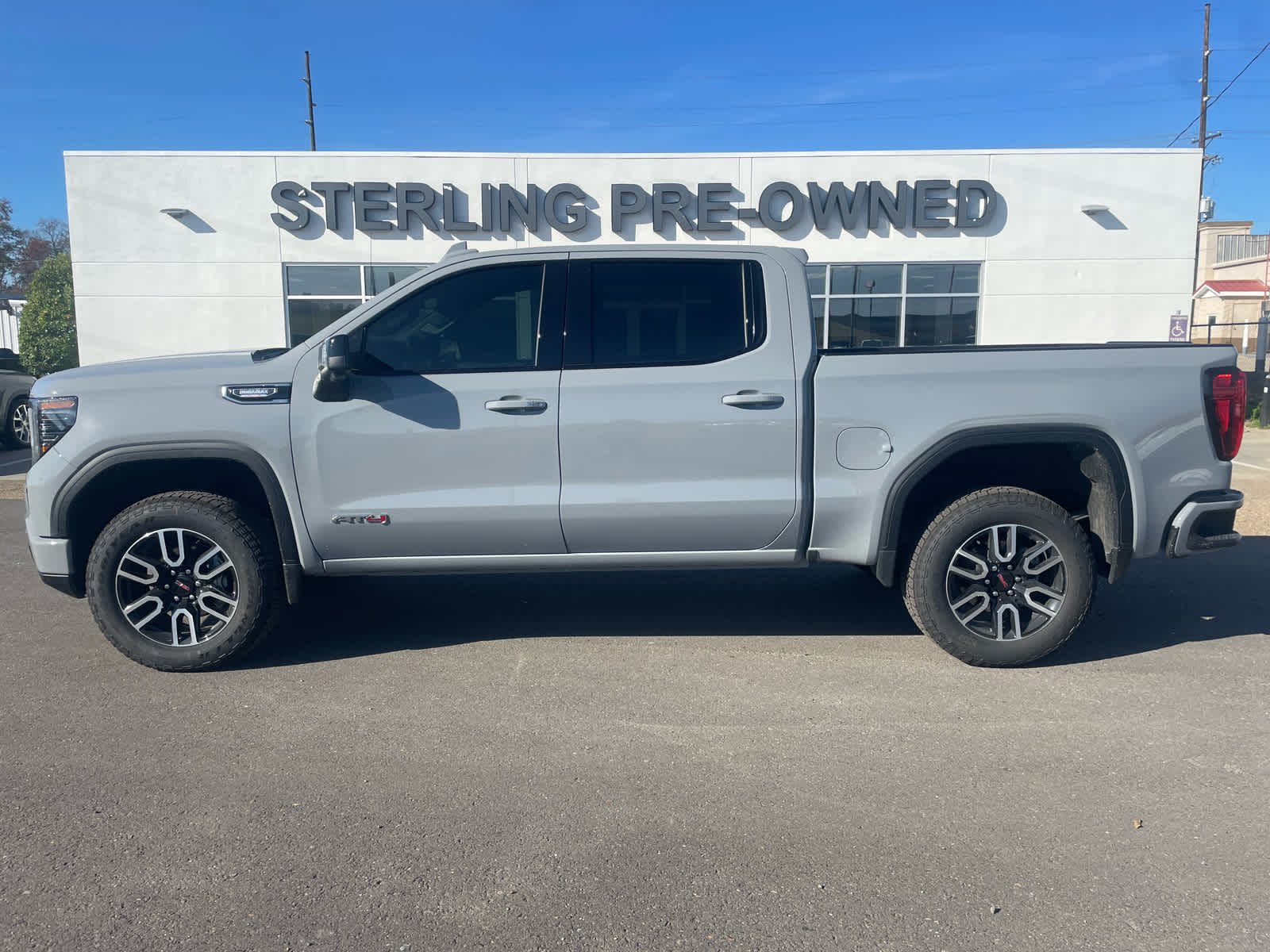 2025 GMC Sierra 1500 AT4's photo