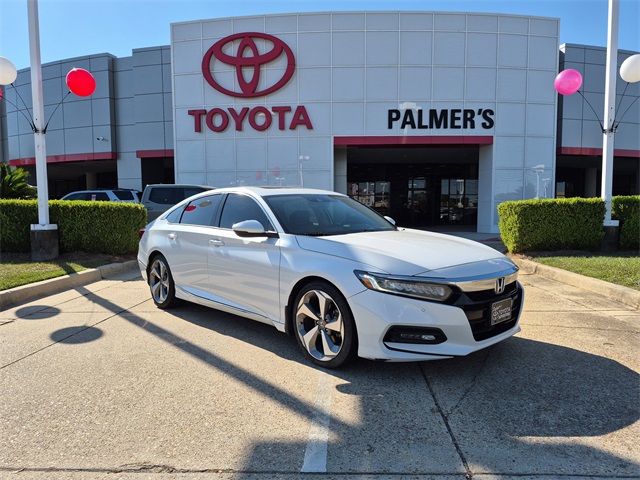 2020 Honda Accord Touring's photo