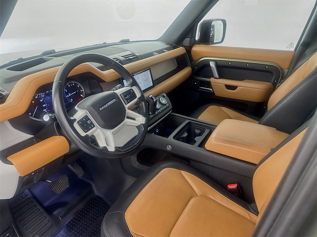 2023 Land Rover Defender 110 X-Dynamic SE photo 9