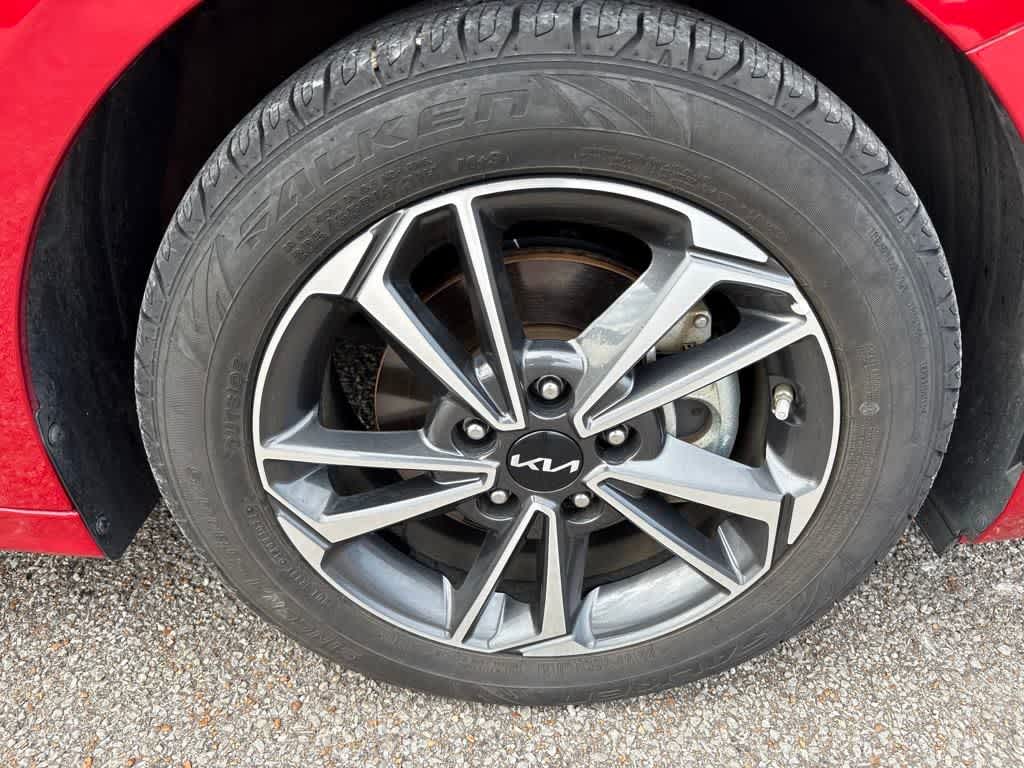 2022 Kia Forte LXS photo 39