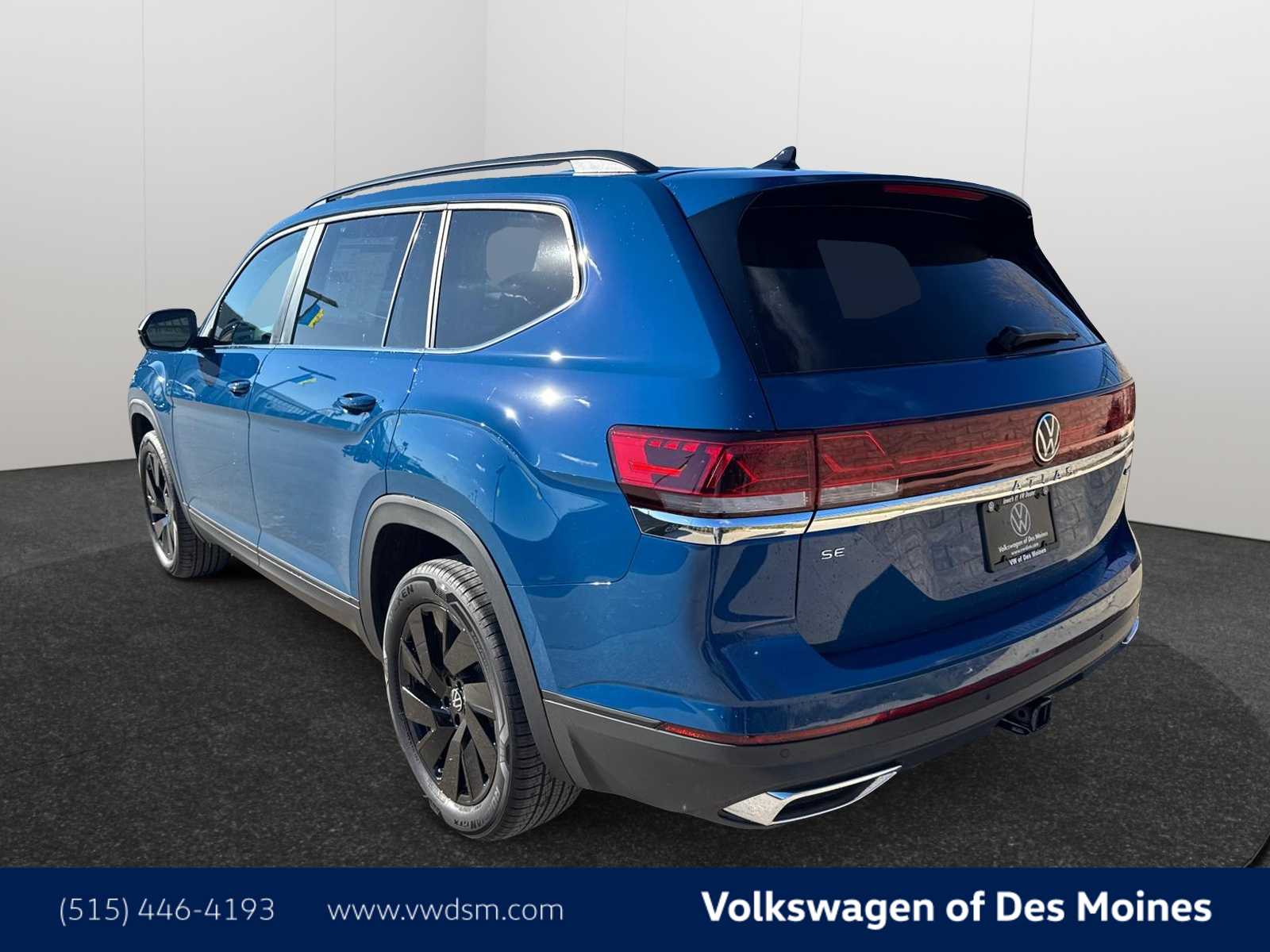 2025 Volkswagen Atlas SE Technology photo 4