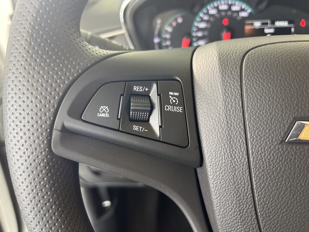 2022 Chevrolet Trax LS photo 8