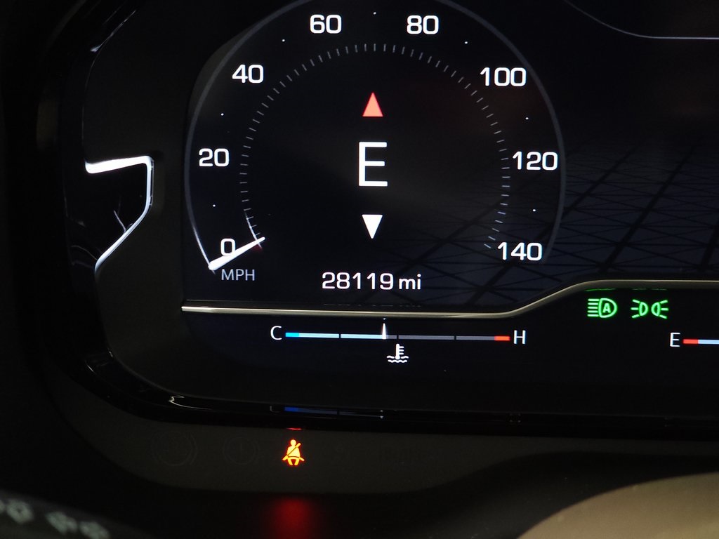 2023 GMC YUKON - Image 21