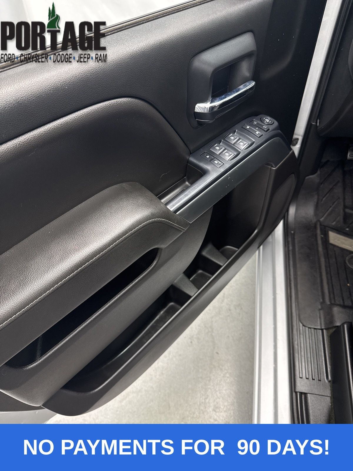 2018 Chevrolet Silverado 1500 LT photo 12