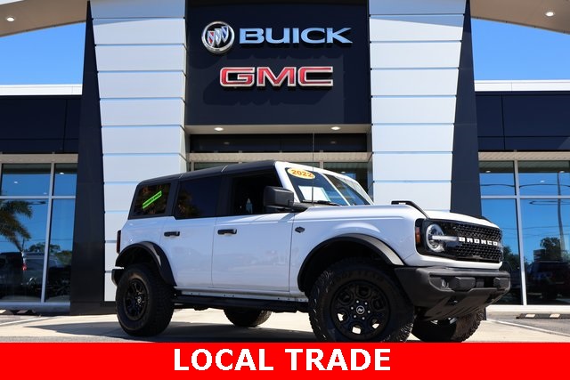 2022 Ford Bronco 4-Door Wildtrak's photo