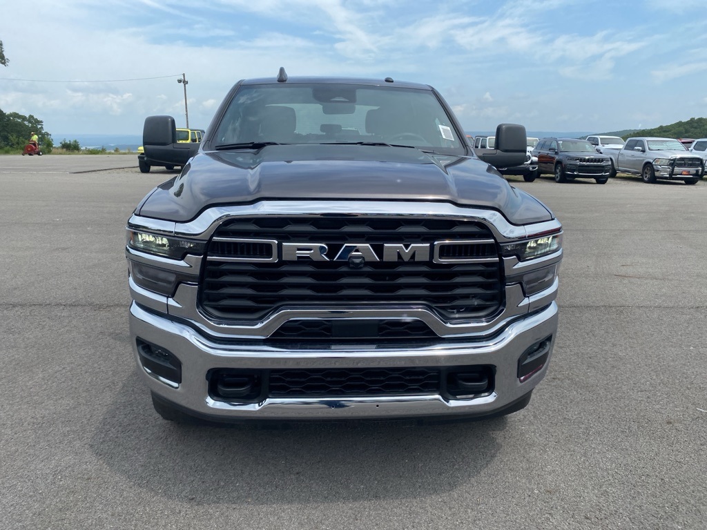 2025 Ram 2500 Tradesman photo 2