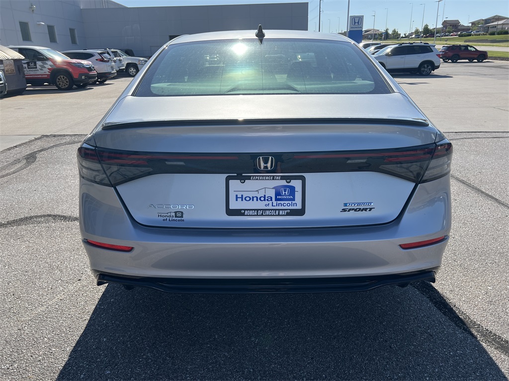 2025 Honda Accord Hybrid Sport-L photo 4