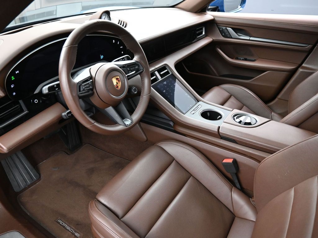 2023 Porsche Taycan 4S photo 3