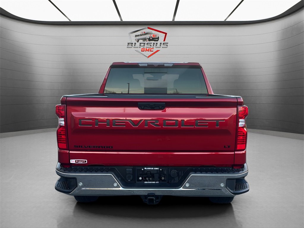 2023 Chevrolet Silverado 1500 LT photo 4