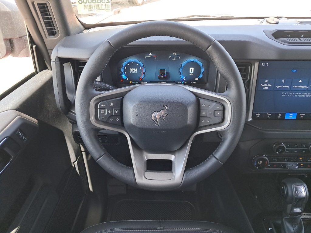 2025 Ford Bronco Badlands photo 12